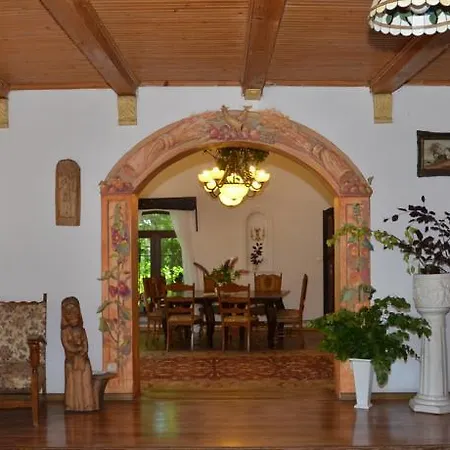 Privatunterkunft Dworek Sw. Antoniego Ii